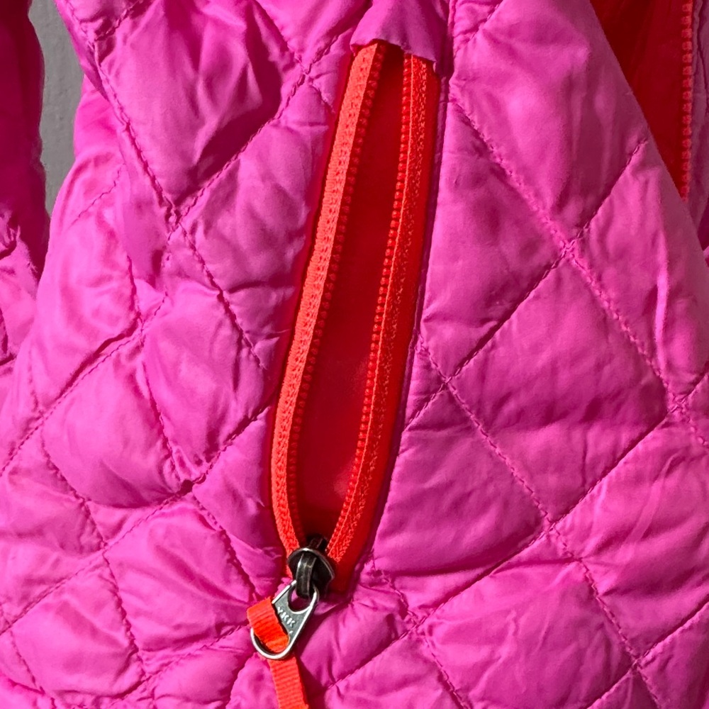The North Face Kids Pink Quilted Thermoball Puffer XXS (5) - Picture 12 of 14